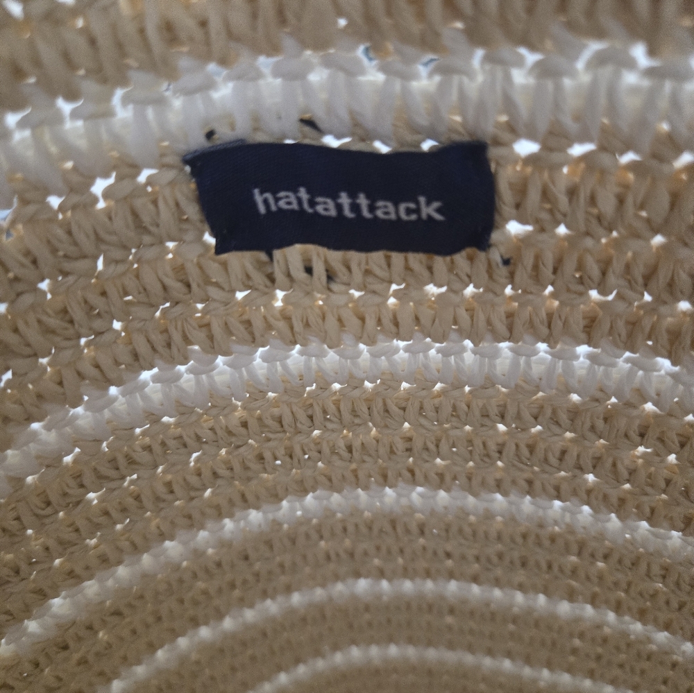 Hat Attack Natural Straw Bag With Leather Straps - Picture 8 of 14